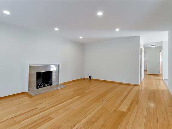 5th image of 3110 Fawn Dr