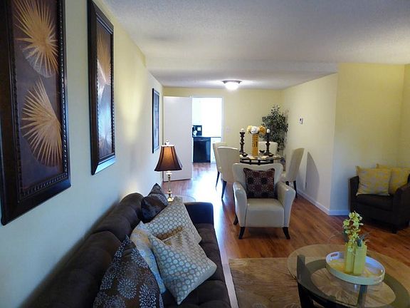 Dinning Room and Living Room