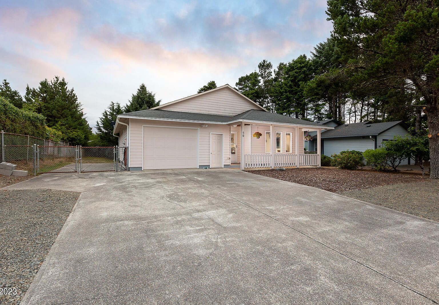 50 Pacific St, Depoe Bay, OR 97341 MLS 231613 Zillow