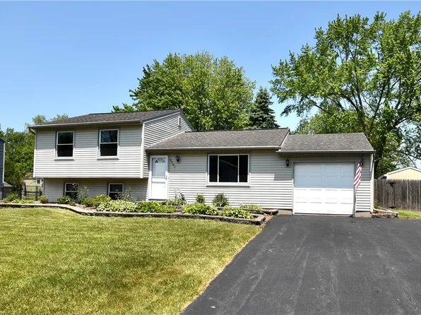 5981 Darby Rd, Cicero, NY 13039