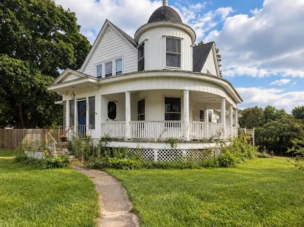 255 Logan St, Sunfield, MI 48890