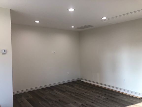 4th image of 6240 Atoll Ave #6240