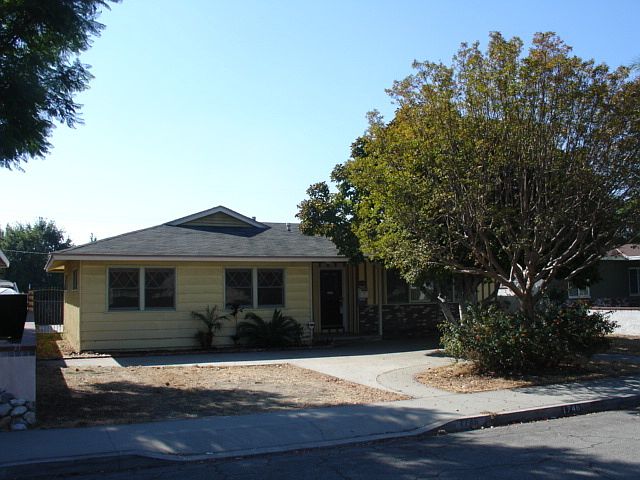 1st image of 1746 Russell Pl