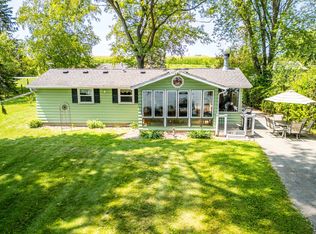 N9388 Idle Hour Dr, Randolph, WI 53956