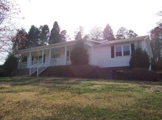 165 Marina Dr NW, Charleston, TN 37310