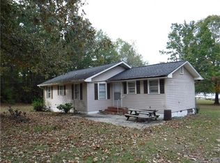 858 Pinehurst Rd, Winnsboro, SC 29180