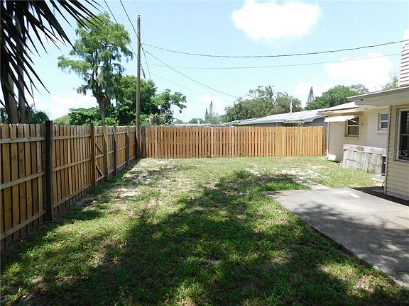 2nd image of 3415 Kimberly Oaks Dr