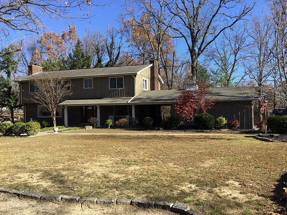 1st image of 1500 Lurlyn Dr