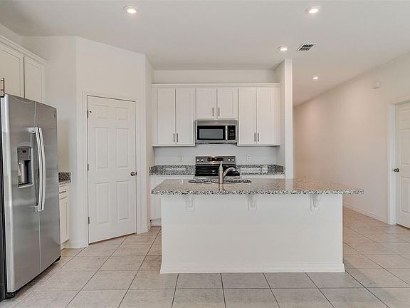 4th image of 9209 Harris Hawk Dr