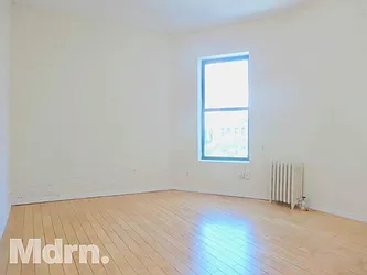 Rented by Mdrn Residential