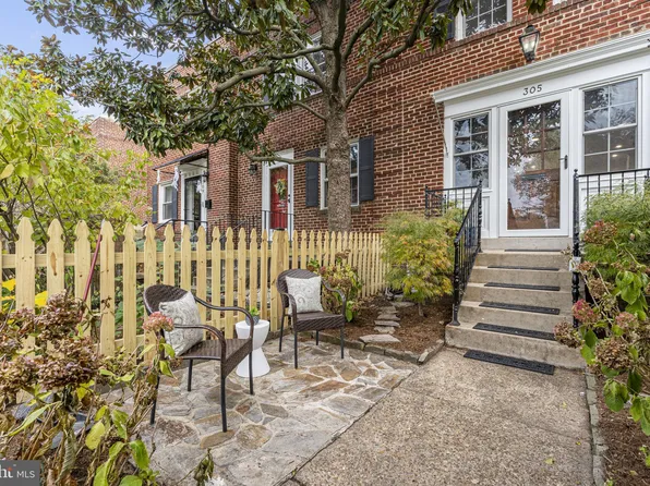 305 Mount Vernon Ave, Alexandria, VA 22301