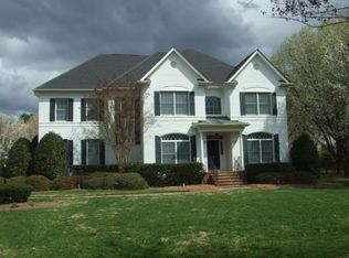 324 Deerwood Ct, Waxhaw, NC 28173