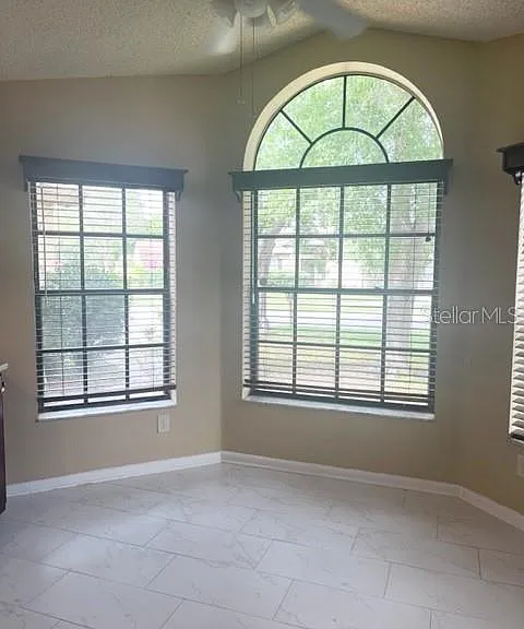 1520 Attleboro Ln — Photo 30