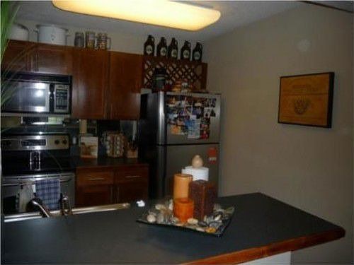 5th image of 4727 Jarboe St APT 24