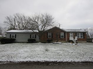 225 Hill N Dell Rd N, Paris, KY 40361