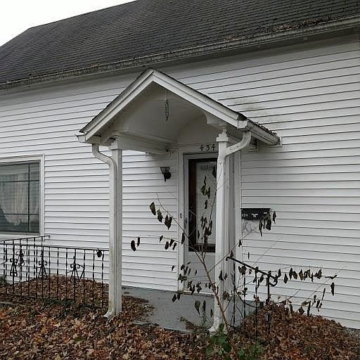 1st image of 434 Cottage Ave