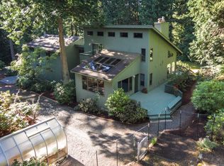 1505 Silver Beach Rd, Bellingham, WA 98229