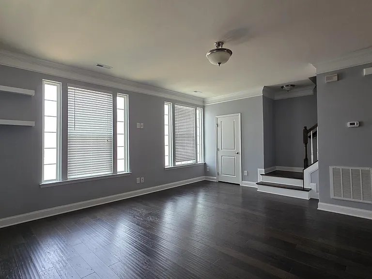 1105 Boxcar Way — Photo 7