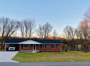299 Tanglewood Dr, Science Hill, KY 42553