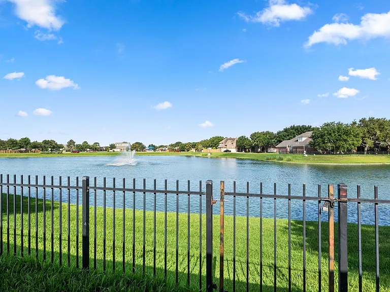 25218 Lockspur Dr — Photo 10