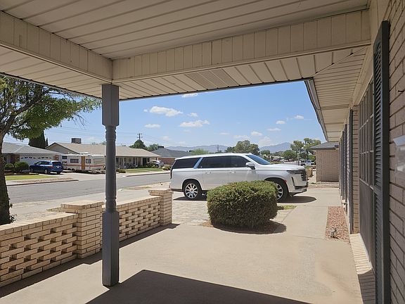 4th image of 9017 Parkland Dr