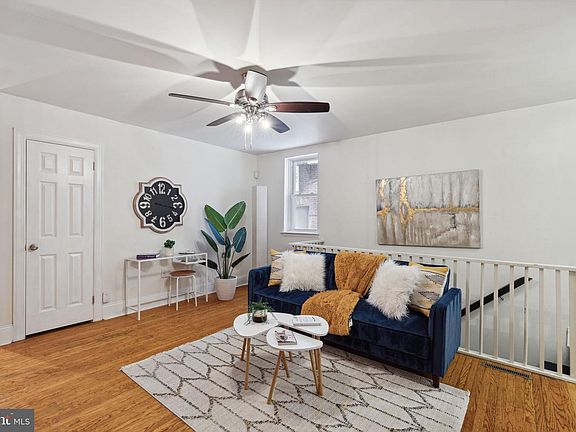 2nd image of 1305 Spruce St #Townhouse 1c