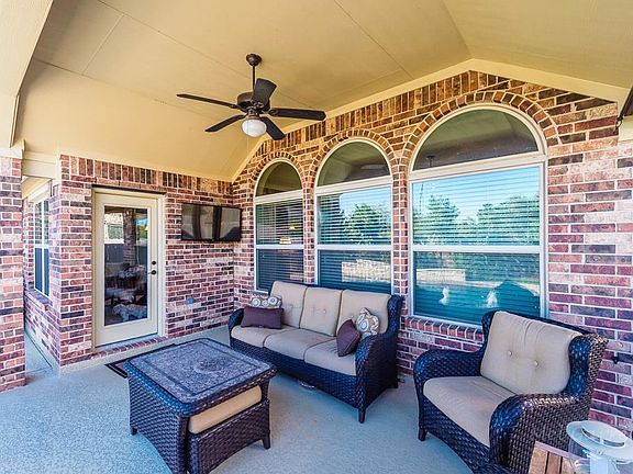 5th image of 8619 Valiant Knolls Dr