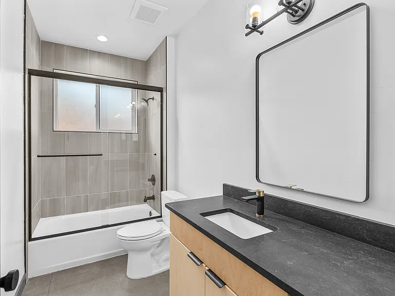 2471 N Strawberry Way — Photo 5