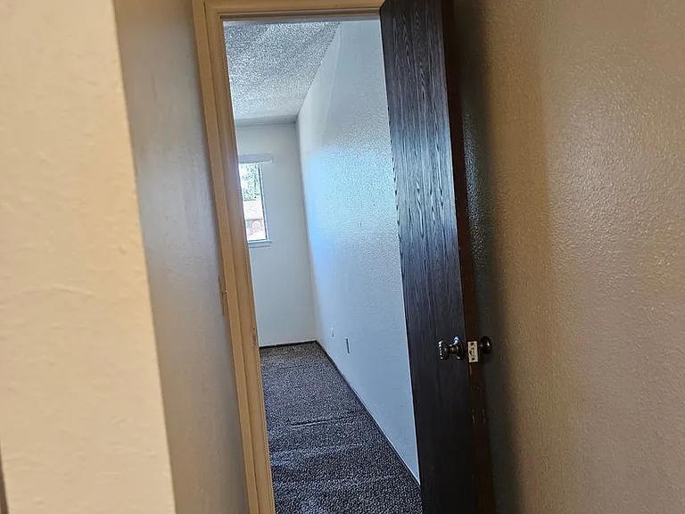 120 N Eaton Ave — Photo 15