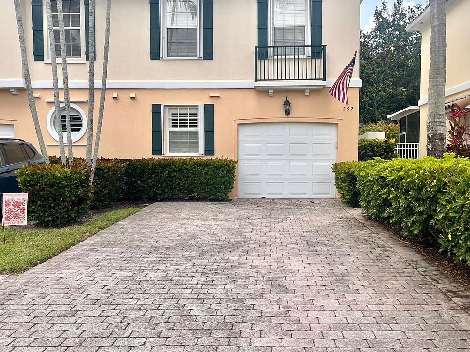 1st image of 262 Fortuna Drive
