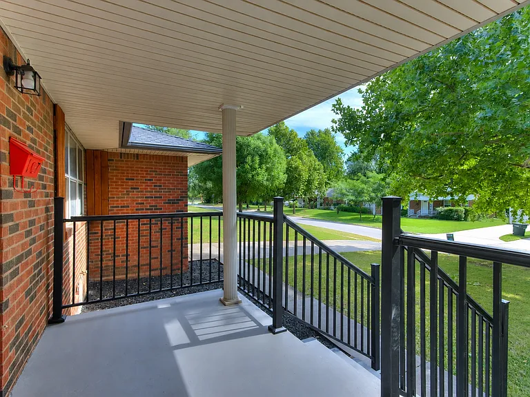 17 Burk Way — Photo 3