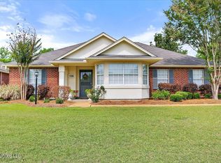 136 Villa Way, Clinton, MS 39056
