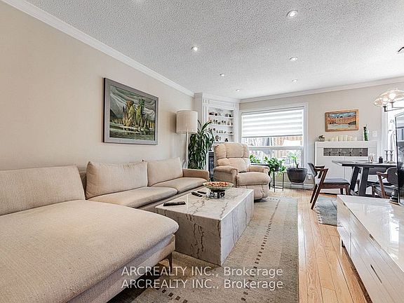 2nd image of 49 White Blvd