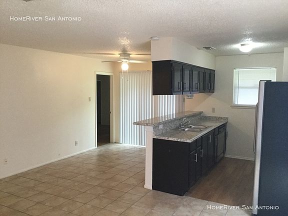 4th image of 2117 Darwin Dr