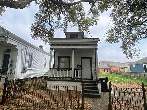 2nd image of 2315 Washington Ave