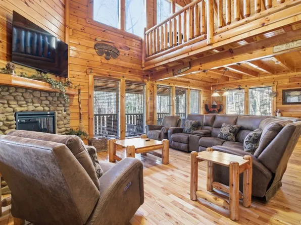 2329 Bogle Spring Loop #Id1466156p, Sevierville, TN 37862