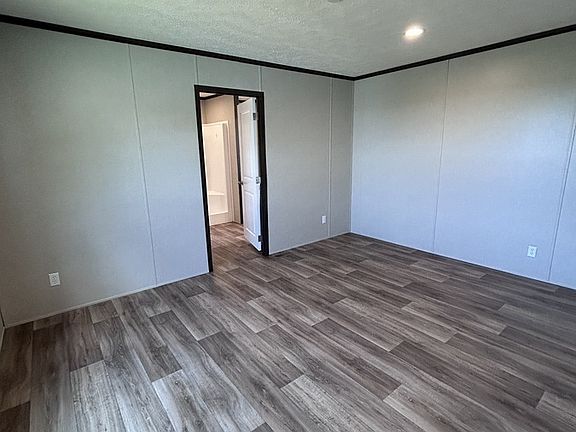 5th image of 605 N 20th St Spc 66