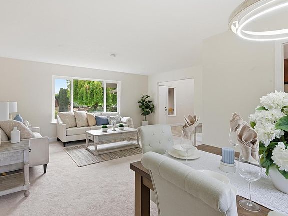 4th image of 15675 La Sierra Ct