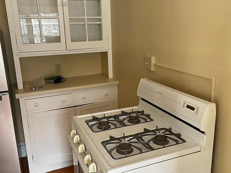 169 Pearson Dr #9 — Photo 8