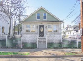 195-197 W End Ave, Newark, NJ 07106