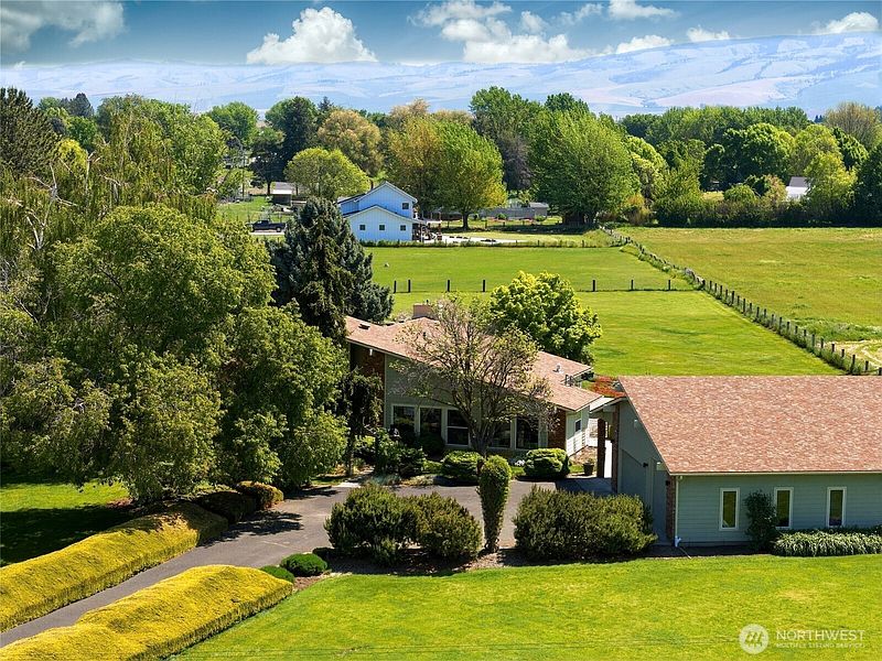 3rd image of 3321 Morrison Lane