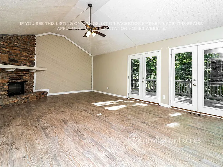 3895 Rock Mill Pkwy — Photo 5