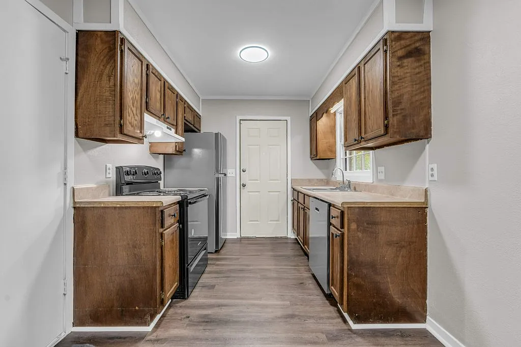 3 bed, 1567 sqft, $1,495 — Photo 3