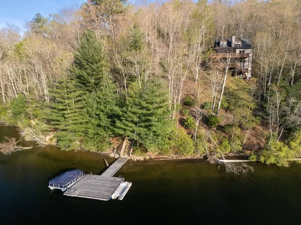 100 Eagle Watch Dr, Tuckasegee, NC 28783