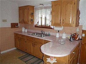 3rd image of 76 Vern Ln