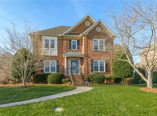 145 Broadmoor Dr, Advance, NC 27006