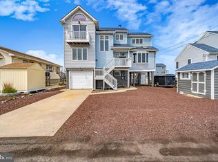 1405 Hilo Bay Dr, Forked River, NJ 08731