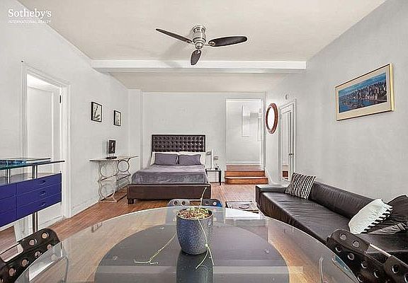 4th image of 400 E 52nd St APT 1A