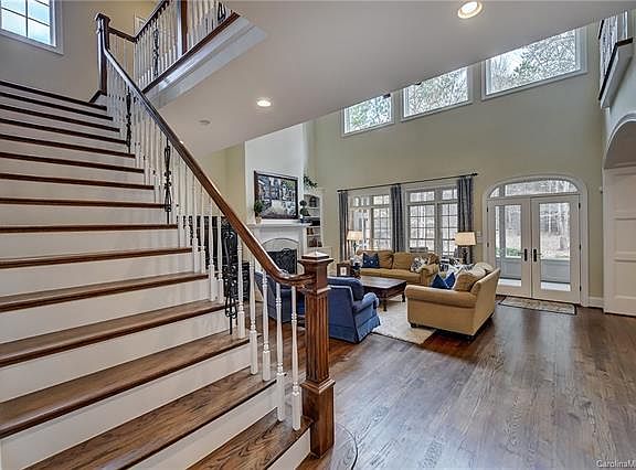 5th image of 107 Freshwater Ln