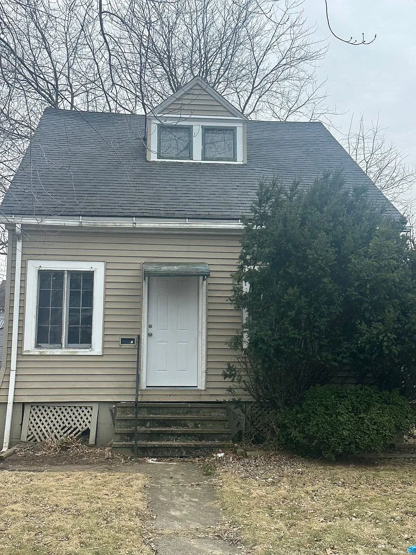 4bd Single N Collinwood Vouchers — Photo 1